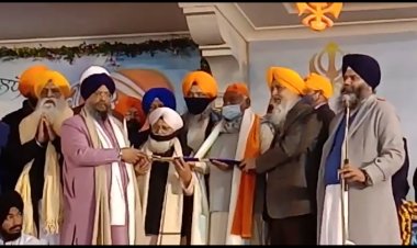 पटना साहिब में 354 वां  प्रकाश पर्व मे  CM नीतीश कुमार ने भाग लिया ।