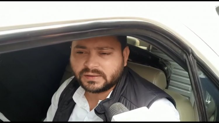 नेता प्रतिपक्ष तेजस्वी यादव ने कैबिनेट विस्तार को लेकर एक बार फिर से सरकार पर हमला किया है।