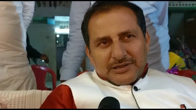 पटना की हवा जहरीली हो रही है, बिहार के पर्यावरण मंत्री नीरज सिंह बबलू ने कहा, इसको लेकर केंद्र और राज्य सरकार दोनों चिंतित है