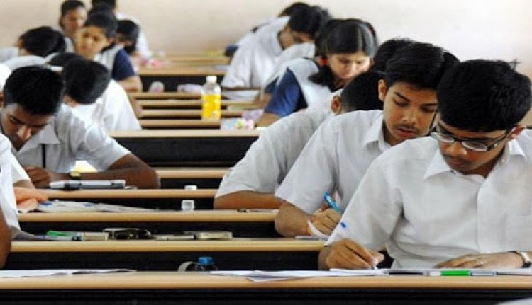 बिना परीक्षा के ही आठवीं  तक के बच्चे अगली कक्षा में