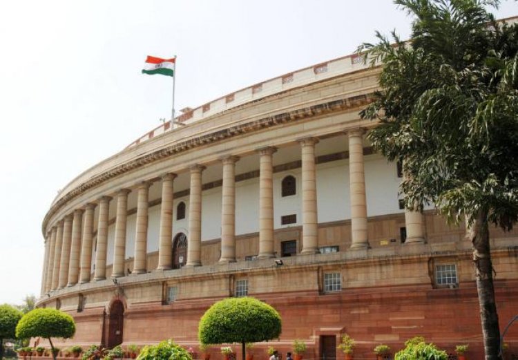 भारी हंगामे की वजह से राज्यसभा दोपहर 12 बजे तक हुई स्थगित