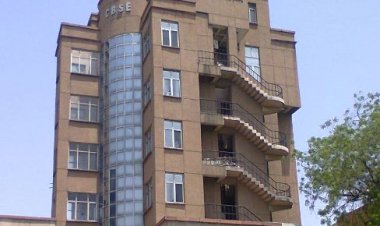 विद्यार्थी अपने परीक्षाफल से असंतुष्ट नजर आ रहे