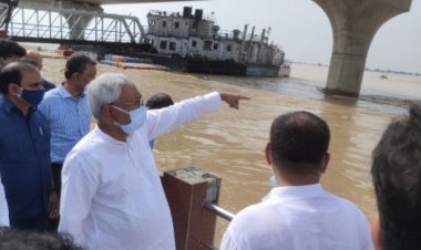 मुख्यमंत्री नीतीश कुमार ने  विभिन्न घाटों का निरीक्षण किया