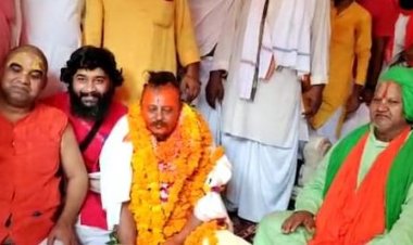पटना के महावीर मंदिर पर हनुमानगढ़ी पंचों का दावा