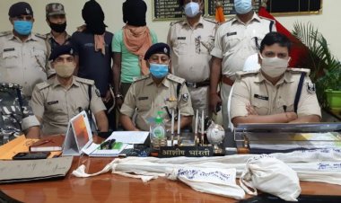 देशी कट्टे के साथ दो गिरफ्तार , 26 कारतूस बरामद