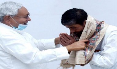 केन्द्रीय मंत्री पारस मुख्यमंत्री नीतीश से मिले, सीएम के सामने कर दी ये बड़ी मांग