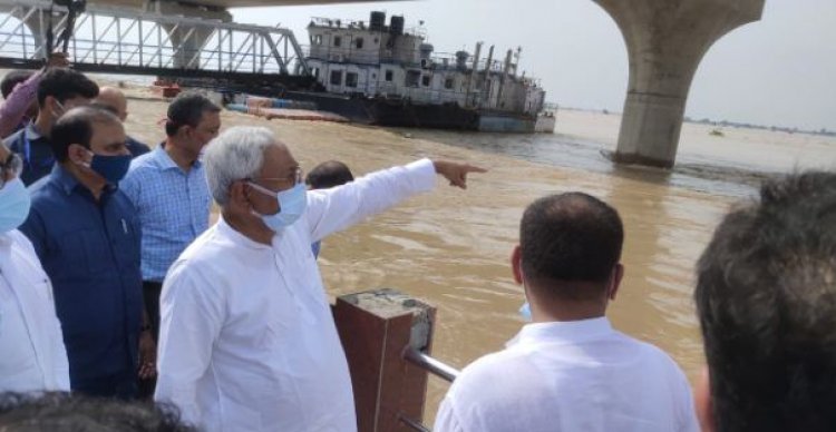 मुख्यमंत्री नीतीश कुमार ने  विभिन्न घाटों का निरीक्षण किया