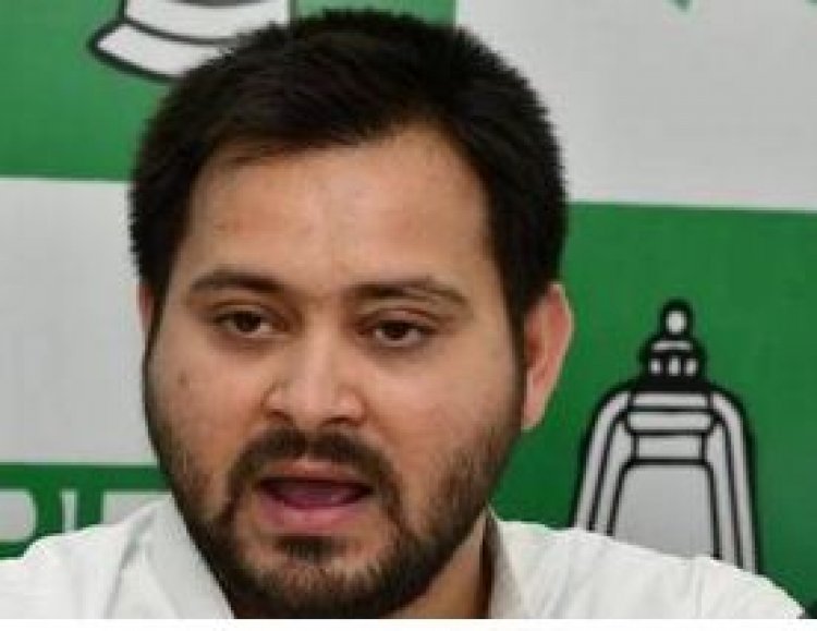 तेजस्वी की चेतावनी- अनुशासनहीनता नहीं होगी बर्दाश्त