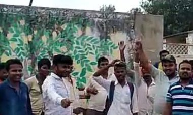 बिहार में नगर निकायों के 30 हजार कर्मचारी गये अनिश्चितकालीन हड़ताल पर, कामकाज ठप