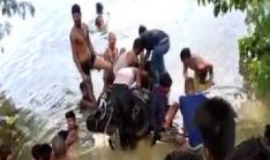 बेगूसराय में स्‍कूली बच्‍चों से भरी बोलेरो कार नदी में पलटी, दर्जन भर छात्र थे सवार