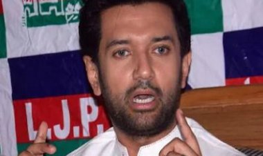 योगी-अखिलेश के ट्विटर संग्राम में चिराग पासवान की एंट्री, LJP नेता ने सपा अध्यक्ष का किया समर्थन