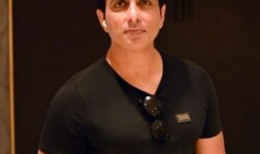 अभिनेता सोनू सूद और सहयोगियों ने 20 करोड़ से ज्यादा की टैक्स चोरी : आयकर विभाग