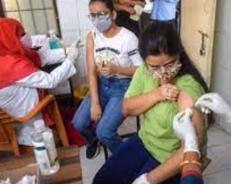 150 सेंटर पर लगेगा टीका, संडे को 150 सेंटर पर वैक्सीन लेने वालों के लिए की गई विशेष व्यवस्था