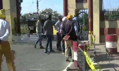 पठानकोट आर्मी कैंप गेट पर ग्रेनेड ब्लास्ट में आतंकी व पााकिस्‍तान कनेक्शन की आशंका