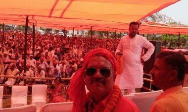 बिहार भाजपा के वरिष्ठ नेता हरि भूषण ठाकुर ने दिया विवादास्पद ब्यान, जानें पूरा मामला