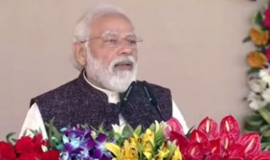 प्रधानमंत्री नरेंद्र मोदी ने अखिलेश यादव पर तंज कसते हुए कहा, 'वो माफिया को संरक्षण देते थे'