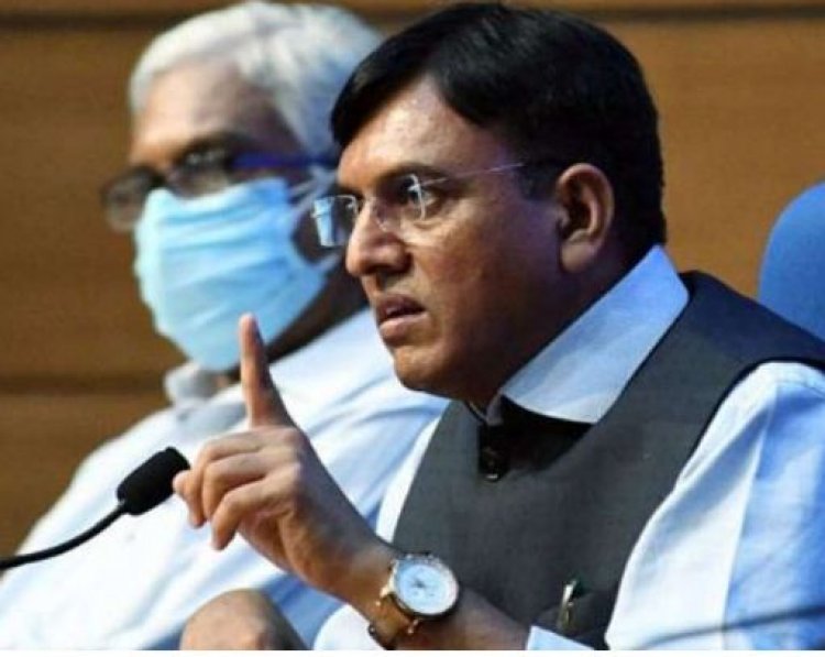 देश में ओमिक्रोन के मामले मिलने से हड़कंप, केंद्रीय स्वास्थ्य मंत्री ने हाईलेवल बैठक की, जानें सरकार ने अब तक कौन से कदम उठाए