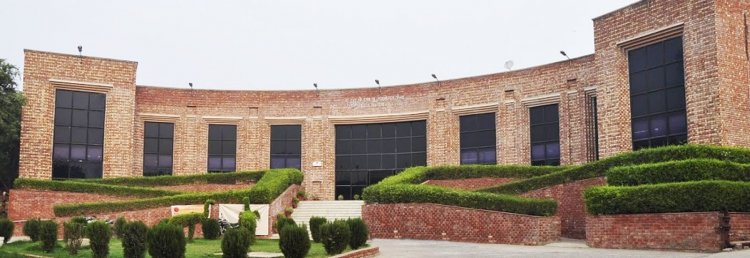 जेेएनयू में बाबरी मस्जिद को दोबारा बनाने की मांग, छात्र संघ ने प्रोटेस्ट मार्च निकाला