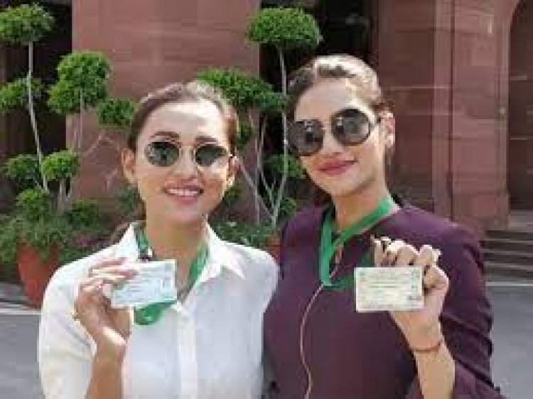 तृणमूल कांग्रेस के शीर्ष नेताओं ने मिमी चक्रवर्ती और नुसरत जहां के खिलाफ कार्रवाई करने का लिया फैसला