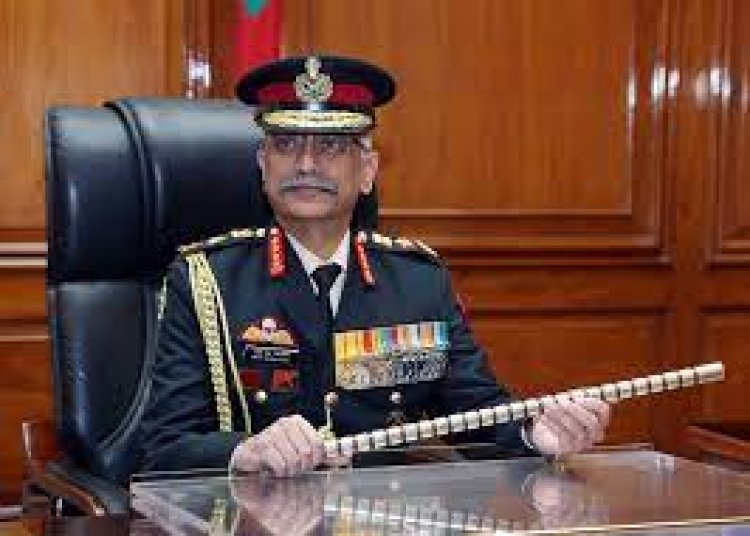 भारतीय सेना प्रमुख जनरल मनोज मुकुंद नरवणे चीफ ऑफ स्टाफ कमिटी के चेयरमैन की जिम्मेदारी ली