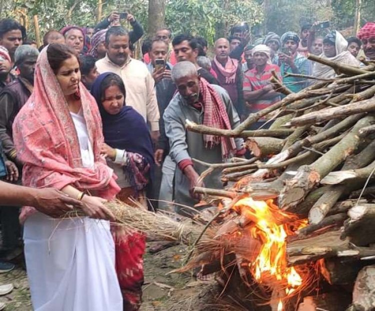 पत्नी पूनम ने दी पप्पू देव की चिता को मुखाग्नि, दूसरे दिन भी सहरसा में तनाव की स्थिति