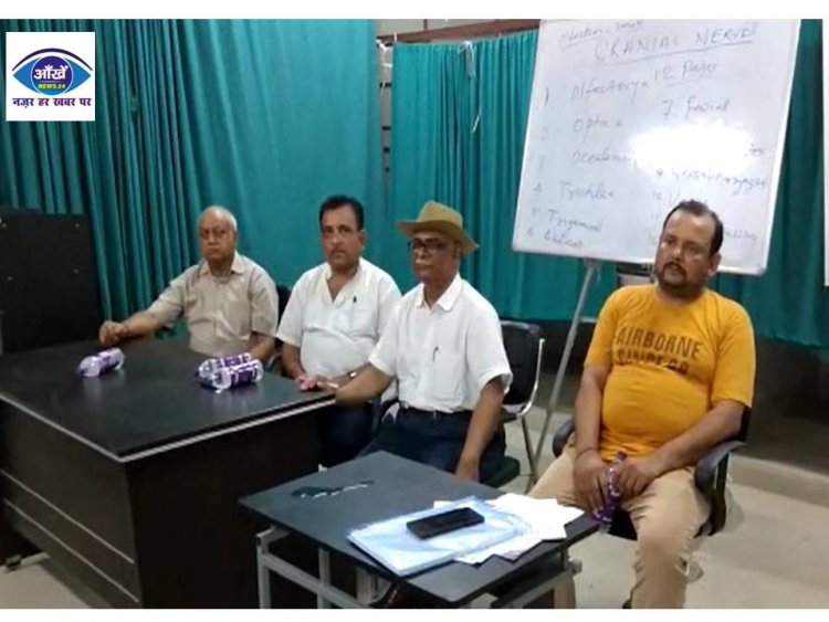 सहरसा के जाने माने चिकित्सक अजय कुमार सिंह को झूठे मुकदमे में फ़साने को लेकर सुपौल में IMA औऱ IDA के चिकित्सकों ने बैठक कर विरोध दर्ज किया