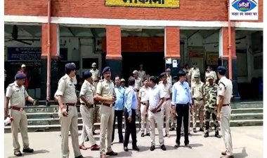 भारत बंद के आहवान पर मोकामा रेलवे स्टेशन को पुलिस ने छावनी में तब्दील किया 