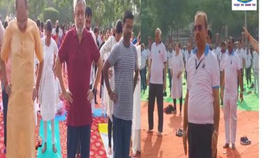 आठवें अंतरराष्ट्रीय योग दिवस के अवसर पर केंद्रीय मंत्रियो और नेताओ ने किया योग 