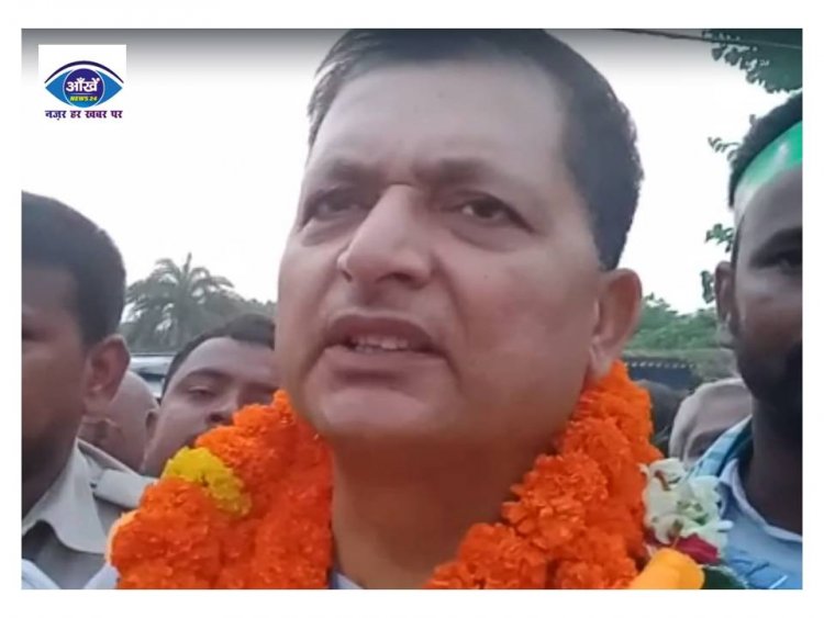 राज्यसभा सांसद बनने के बाद मधुबनी पहुंचे राजद नेता डॉ  फैयाज अहमद को कार्यकर्ताओ ने भव्य स्वागत किया