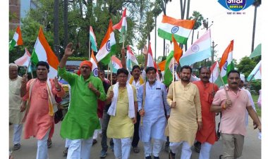 मनेर में भव्य तिरंगा यात्रा संपन्न हुई। रामकृपाल, निखिल आनंद सहित 500 लोगों ने भाग लिया