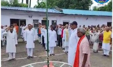 बीजेपी कार्यालय में प्रदेश अध्यक्ष संजय जयसवाल ने किया झंडोत्तोलन