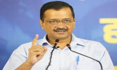 सीएम अरविंद केजरीवाल ने मेडिकल की शिक्षा के लिए राजस्थान के बाड़मेर के एक डाक्टर की कि तारीफ,