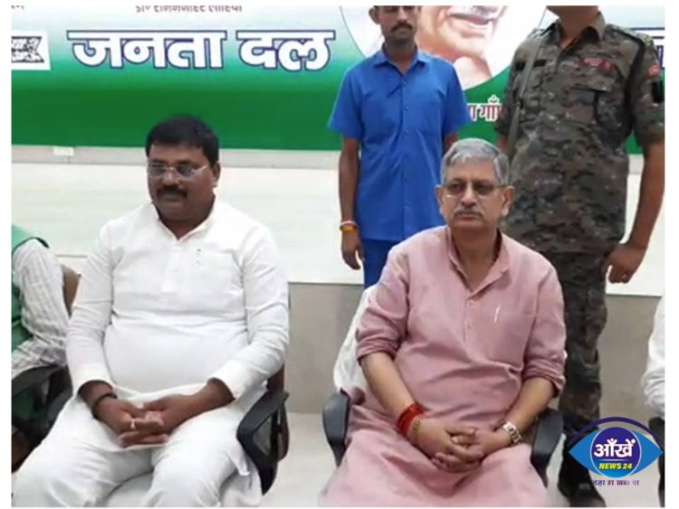 ललन सिंह ने प्रशांत किशोर पर तंज कस्ते हुए कहा वो व्यापार करते है, वो एक व्यापारी है