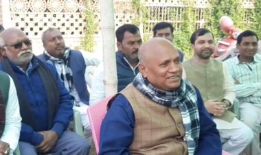 आरसीपी सिंह ने अपने गाँव मुस्तफापुर में प्रेस कॉन्फ्रेंस कर एक बार फिर जमकर नीतीश कुमार पर हमला बोला