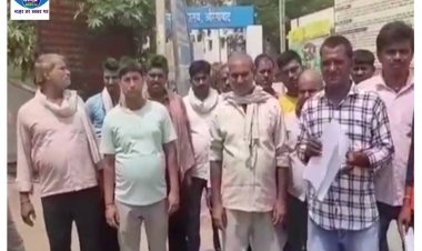 औरंगाबाद में हसपुरा बाजार के फुटपाथी दुकानदारों ने डीएम से लगाई रोजी-रोजगार बचाने की गुहार 