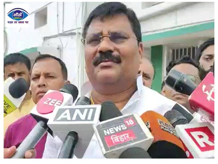 उमेश कुशवाहा ने केंद्र सरकार पर उठाया सवाल कहा भाजपा सिर्फ धर्म और जाति की राजनीती करती है 