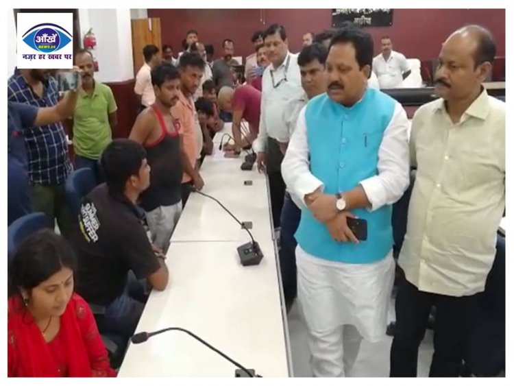 ओडिशा के बालासोर में भीषण ट्रैन हा/दसे मे घायल बिहार के40 यात्री पहुँचे अररिया