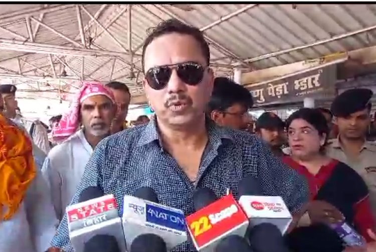 गया में पर्यटन विभाग सचिव के द्वारा पथ निर्माण संबंधी स्थल निरीक्षण किया गया 