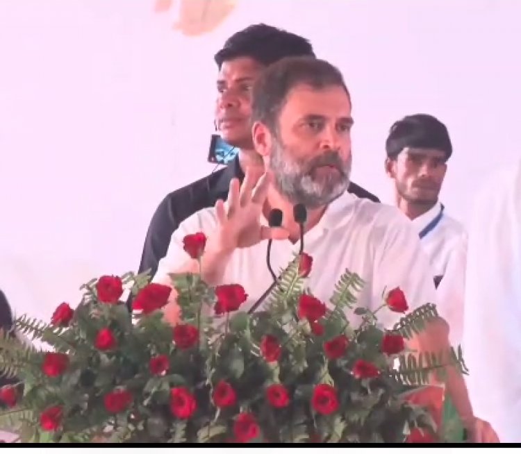 पटना पहुंचे राहुल गाँधी ने दिया बड़ा बयान कहा देश में दो विचार धारा की लड़ाई है