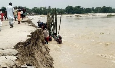 बिहार में बारिश बन सकती है आ/फत !  गंगा और गंडक नदी उफान पर
