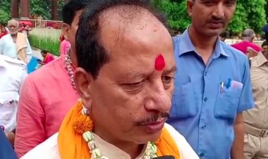 श्रावणी मेले के मौके पर विजय सिन्हा ने किया रुद्राभिषेक
