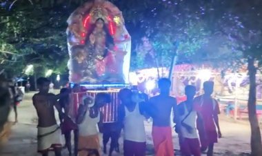 भगवान भोलेनाथ की भक्ति में झूमते गाते कांवरिया का जथा पहुंचा सुलतानगंज