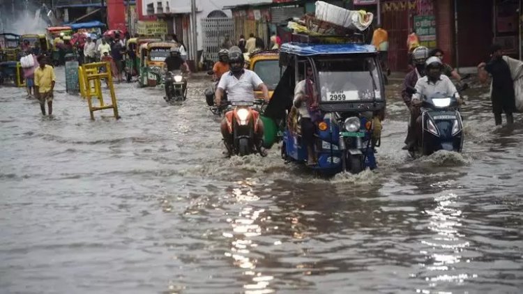 Weather Update: दिल्ली समेत देश के इन राज्यों में आज फिर हो सकती है बारिश