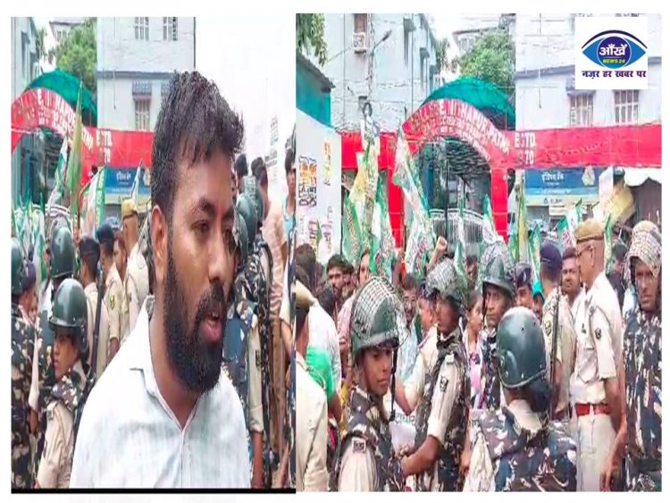पटना में कॉलेज प्रशासन पर छात्रों ने लगाया गंभीर आरोप, अपनी माँगो पर अड़े छात्र 