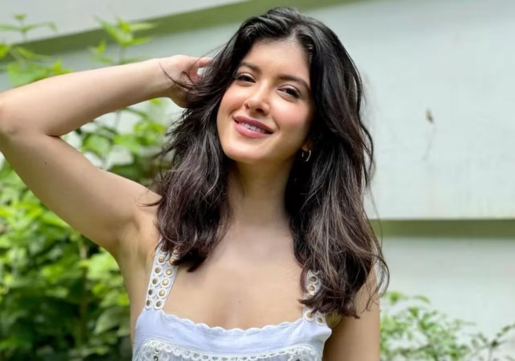 Shanaya Kapoor साउथ की फिल्म से करेंगी एक्टिंग डेब्यू, एक्ट्रेस की झोली में आई पैन इंडिया फिल्म 'वृषभ