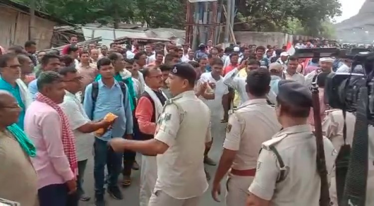 अपनी मांगो को लेकर किसान सलाहकार उतरे सड़क पर, कहा जनसेवक का दर्जा दिया जाए