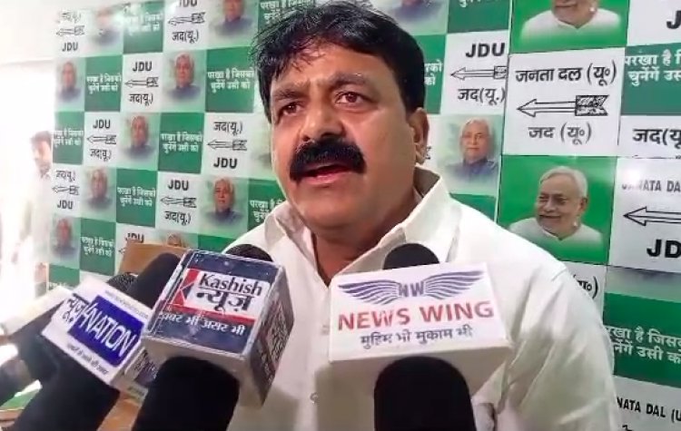 जमा खान ने भाजपा पर पलटवार करते हुए कहा, भाजपा सिर्फ हिंदू मुसलमान जाति धर्म पर बात करती है