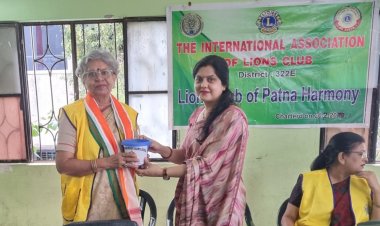 LMC High School में Lions Club of Patna Harmony के द्वारा Women Empowerment विषय पर छात्राओं को किया गया जागरूक