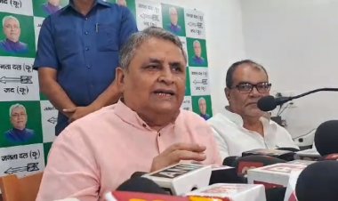 जाति आधारित गणना को लेकर विजय चौधरी ने केंद्र सरकार पर उठाया सवाल 