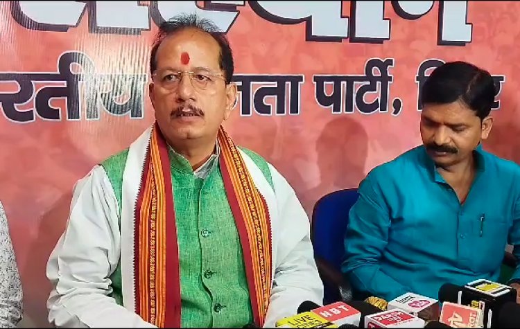 विजय सिन्हा ने CM नीतीश पर किया वा/र, कहा सत्ता में बने रहने का कोई नैतिक अधिकार नहीं
